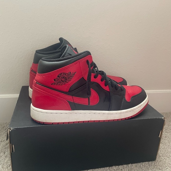 Air Jordan 1 mid - Picture 2 of 5